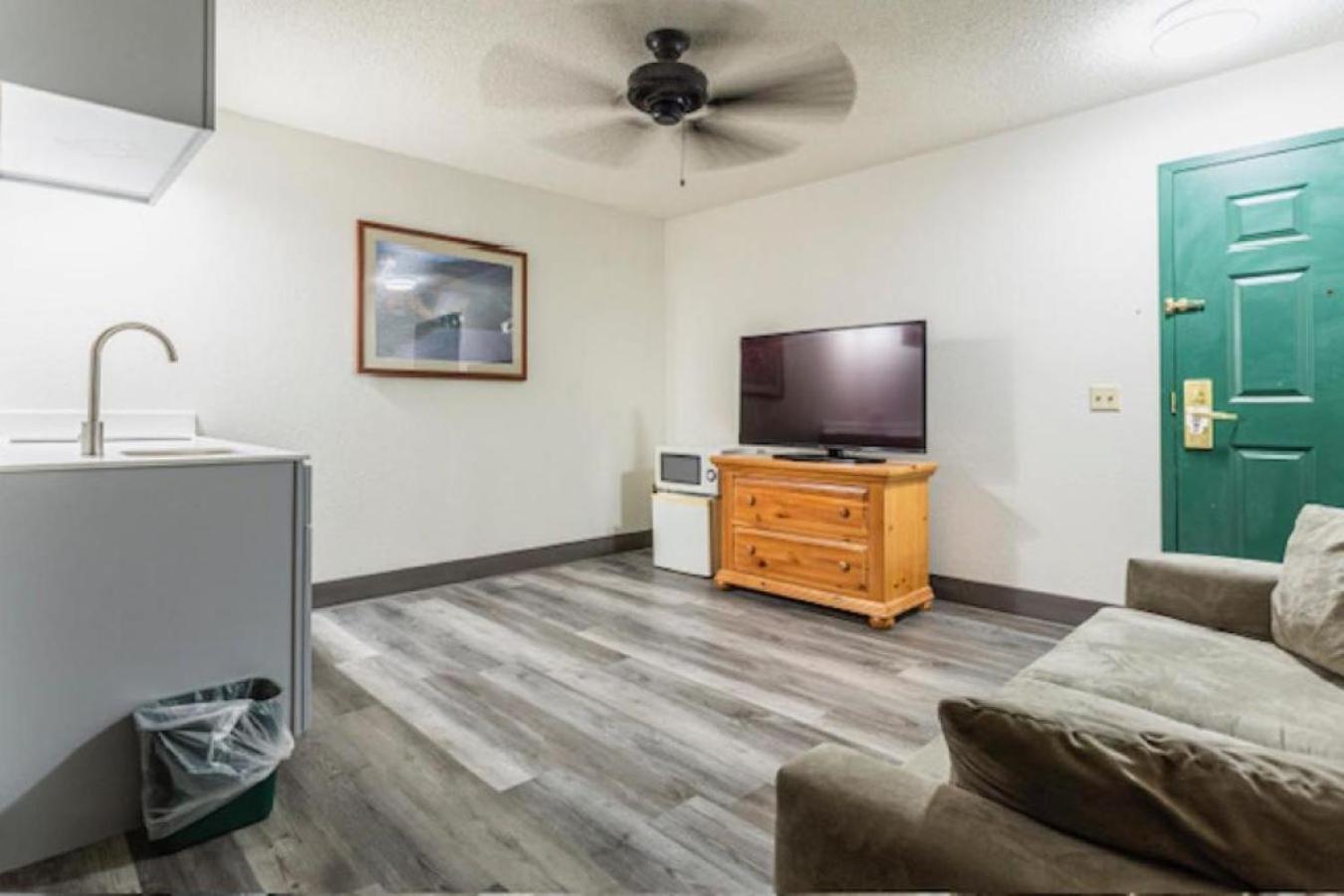 Lancaster Inn & Suites Manheim Exteriér fotografie